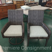 Load image into Gallery viewer, Tommy Bahama Cypress Point Ocean Terrace Outdoor Dining Set 8 Chairs