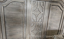 Load image into Gallery viewer, Five Piece Queen Bedroom Set
