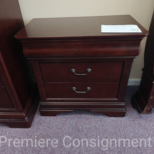 Load image into Gallery viewer, Four Piece King Bedroom Set...by Haverty&#39;s
