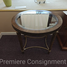 Load image into Gallery viewer, Oval Accent Table...by Broyhill
