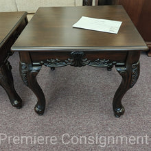 Load image into Gallery viewer, End Table
