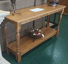 Load image into Gallery viewer, Solid Oak Foyer / Sofa Table
