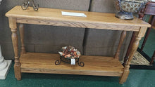Load image into Gallery viewer, Solid Oak Foyer / Sofa Table
