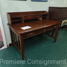 Load image into Gallery viewer, Desk w/ Hutch
