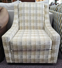 Load image into Gallery viewer, Swivel Occasioanl Chair
