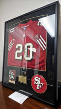 Load image into Gallery viewer, Autographed / Framed NFL Jersy &quot;Garrison Hearst
