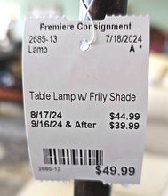 Load image into Gallery viewer, Table Lamp w/ Frilly Shade
