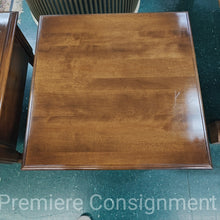 Load image into Gallery viewer, End Table...by Ethan Allen
