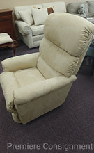 Load image into Gallery viewer, Recliner Chair...by Lazyboy
