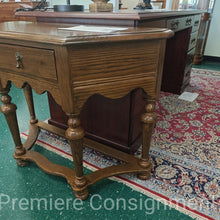 Load image into Gallery viewer, Small Foyer Table...by Ethan Allen
