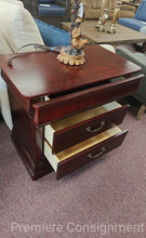 Load image into Gallery viewer, Four Piece King Bedroom Set...by Haverty&#39;s
