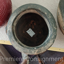 Load image into Gallery viewer, Small Pottery Pot
