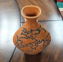 Load image into Gallery viewer, Orange Pottery Vase
