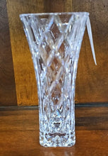 Load image into Gallery viewer, Small Poly-Crystal Bud Vase (NEW)
