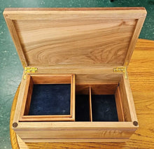 Load image into Gallery viewer, (NEW) Decorative Wood Box with Bird Inlay...by Tellico Woodworker
