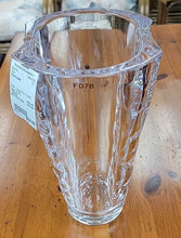Load image into Gallery viewer, Large Poly-Crystal Vase
